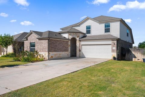 Photo of 266 George Neggan LN, Bastrop, TX 78602 (MLS # 5957940)