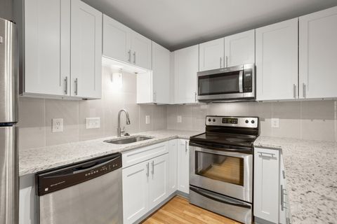 Photo of 1013 W 23rd ST #102, Austin, TX 78705 (MLS # 9477132)