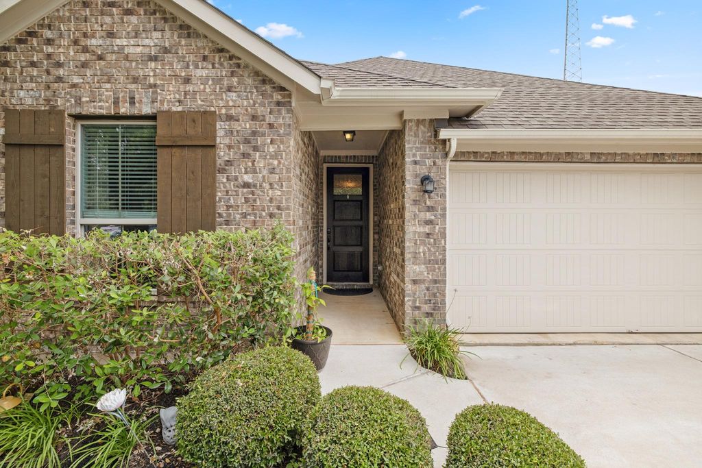 Photo of 209 Belford ST, Georgetown, TX 78628 (MLS # 5465240)
