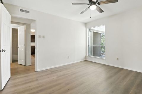 Tiny photo for 6910 Hart LN #312, Austin, TX 78731 (MLS # 5137785)