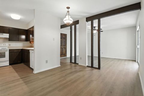 Tiny photo for 6910 Hart LN #312, Austin, TX 78731 (MLS # 5137785)
