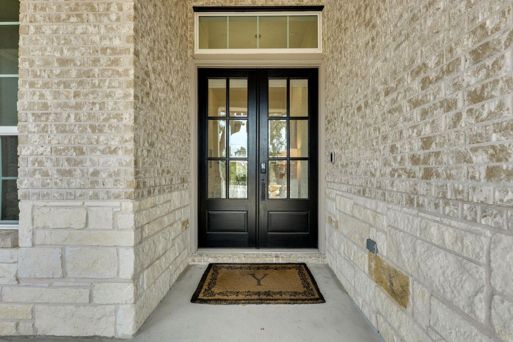 Photo of 768 Two Creeks LN, Austin, TX 78737 (MLS # 1547604)