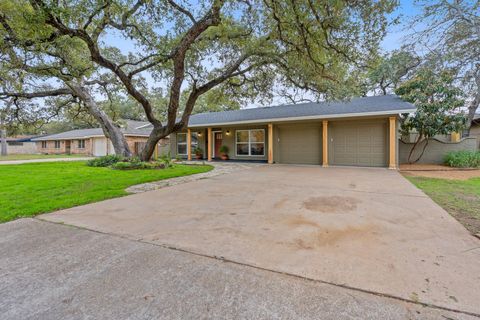 Tiny photo for 2005 Oakglen DR, Austin, TX 78745 (MLS # 2297844)