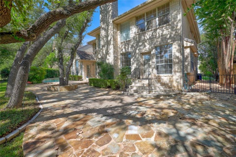 Tiny photo for 38 Tiburon DR, The Hills, TX 78738 (MLS # 1315567)
