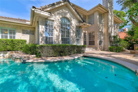 Tiny photo for 38 Tiburon DR, The Hills, TX 78738 (MLS # 1315567)