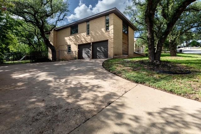 9404 Springwood DR
