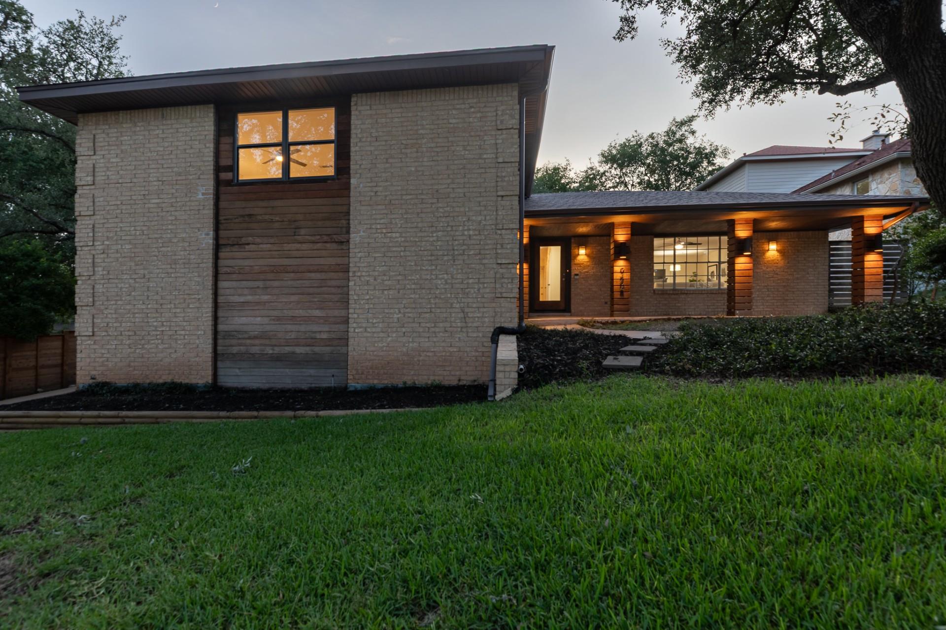 9404 Springwood DR