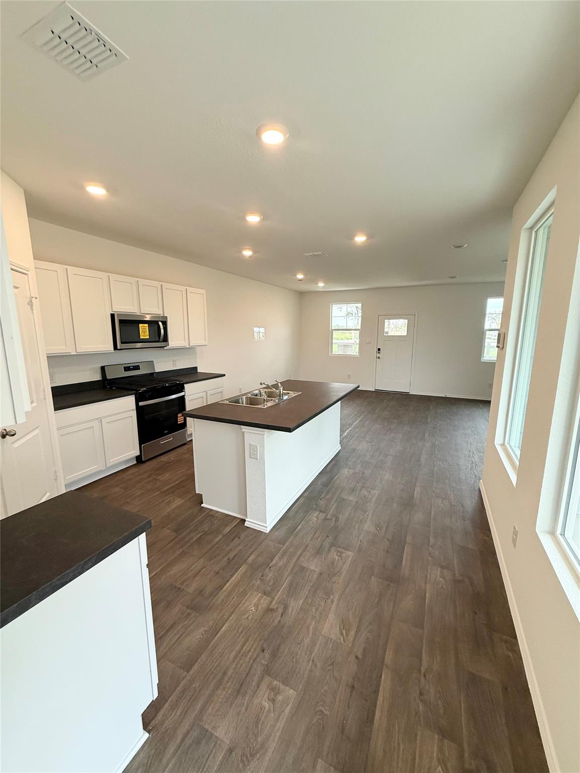 313 Puerto Plata Ave