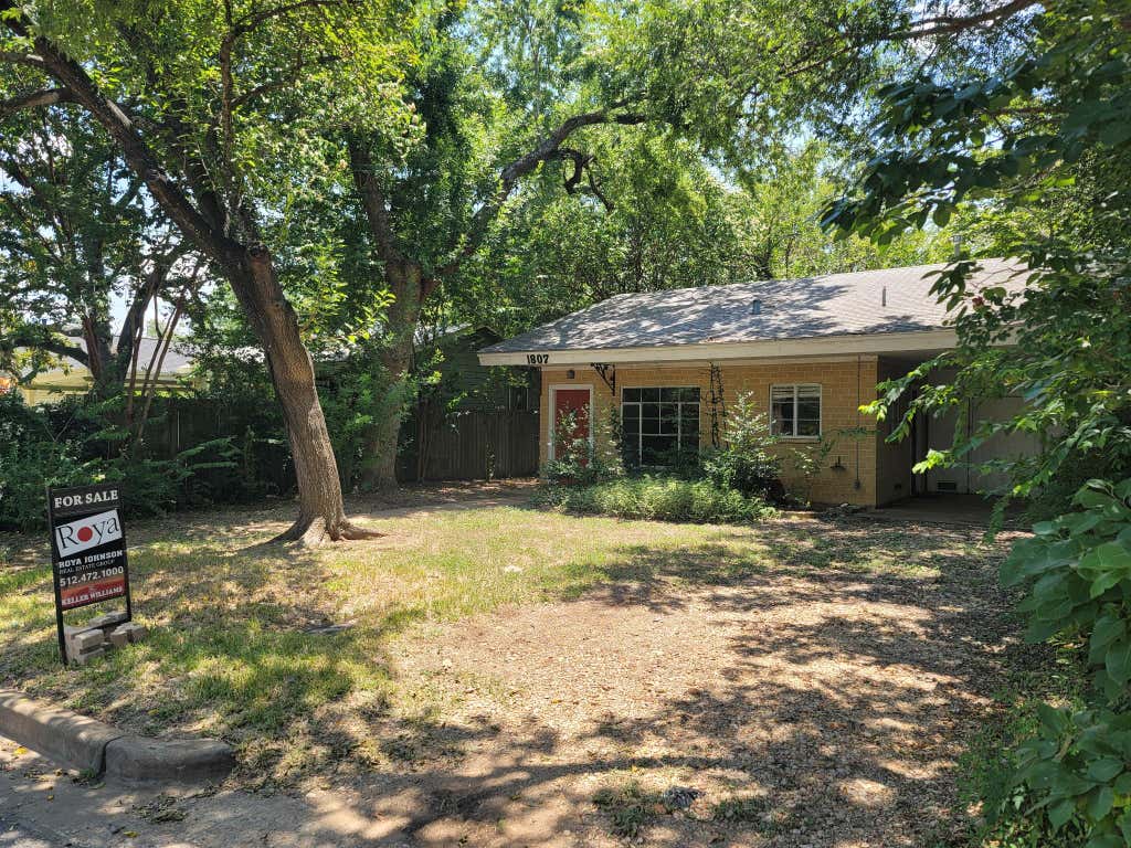Photo of 1807 W 38th ST, Austin, TX 78731 (MLS # 9336827)