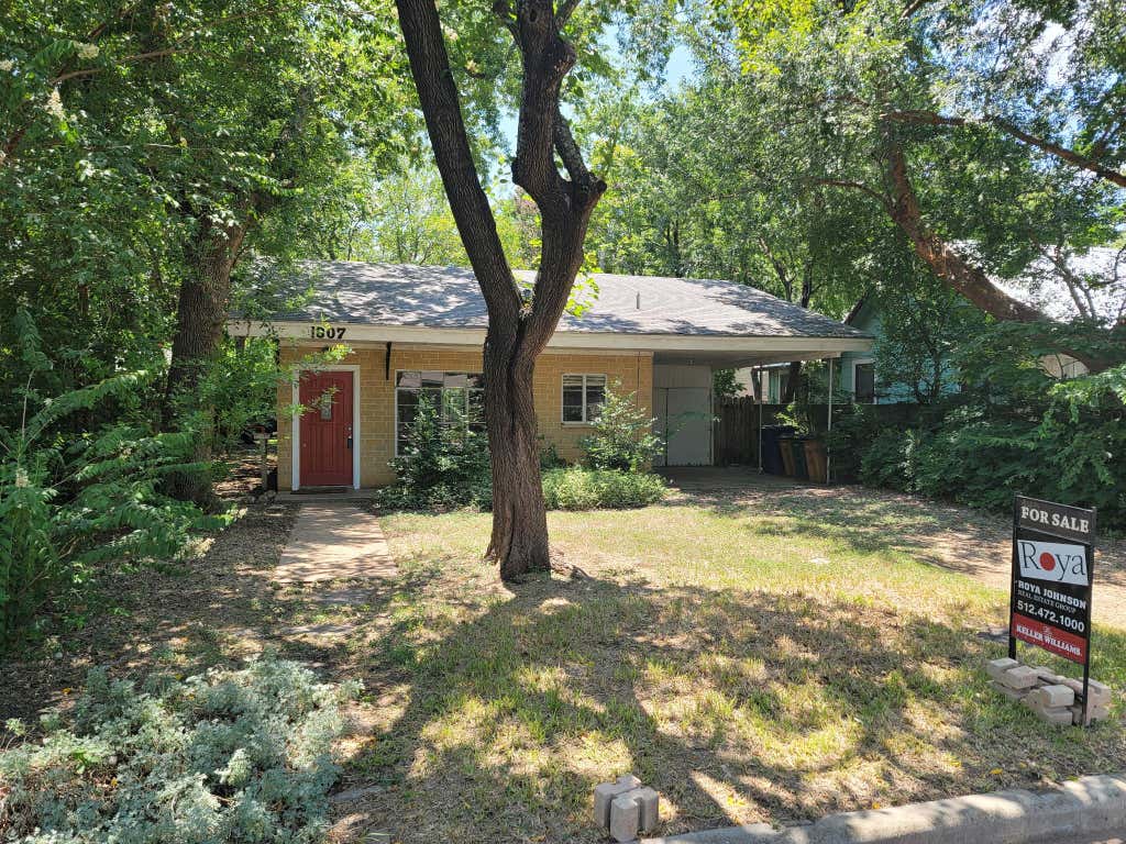 Photo of 1807 W 38th ST, Austin, TX 78731 (MLS # 9336827)