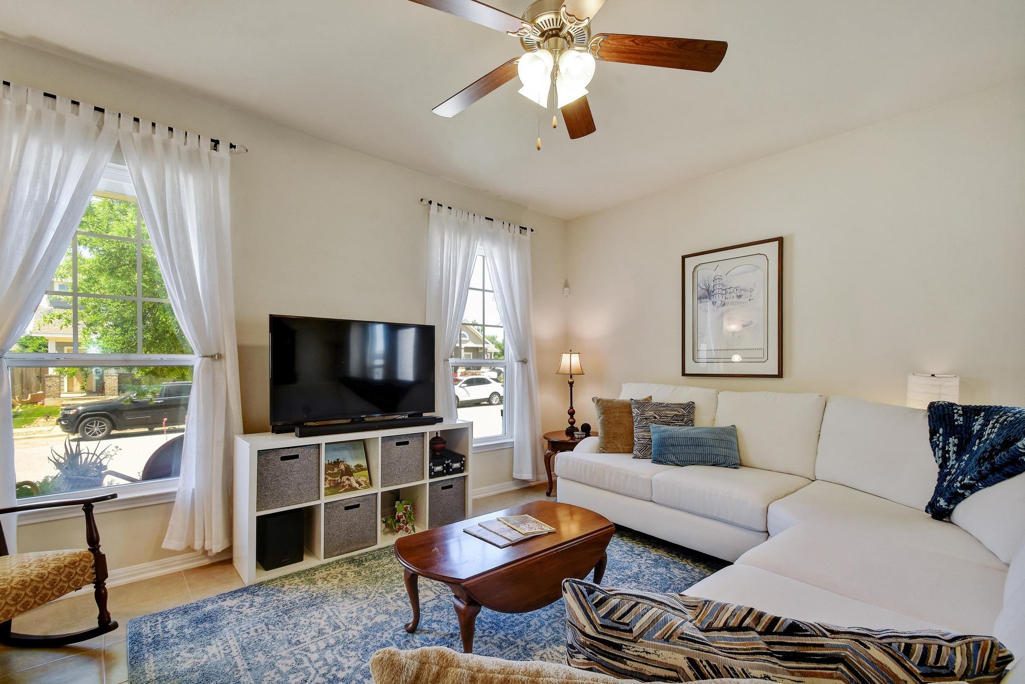 224 Friendship Oak DR