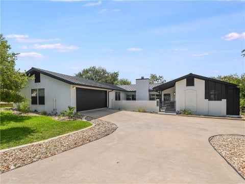 Photo of 730 Vanguard ST, Lakeway, TX 78734 (MLS # 6855632)