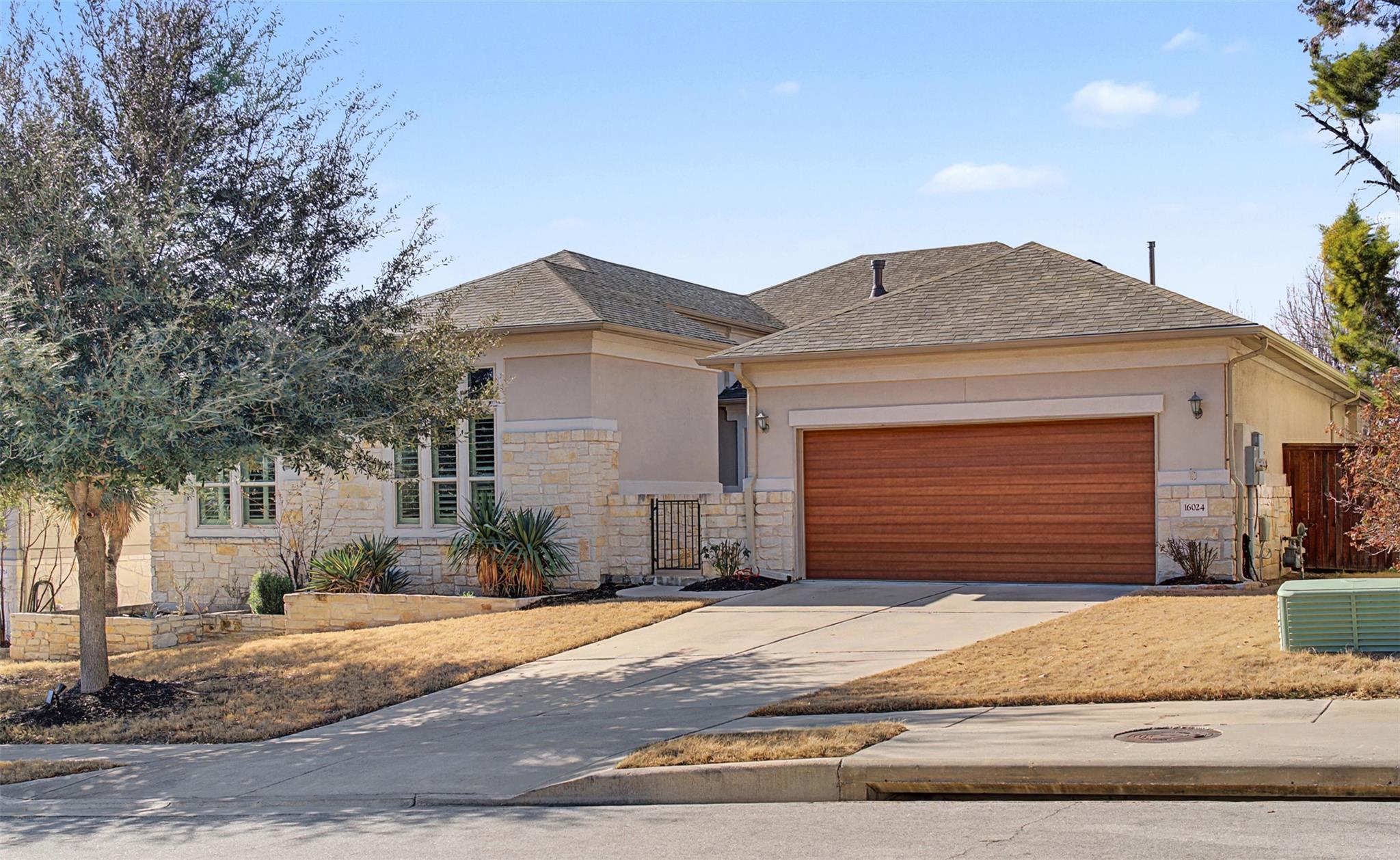 16024 La Rosa DR