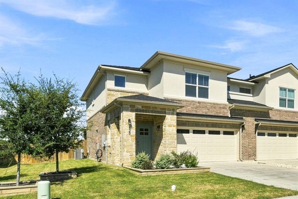 429 BRODY LN, GEORGETOWN, TX 78626 - Image 92be89ae439f7b9e2bb5149469de553a/435596135
