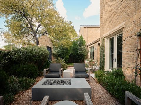 Tiny photo for 1109 Elm ST #D, Austin, TX 78703 (MLS # 9618012)