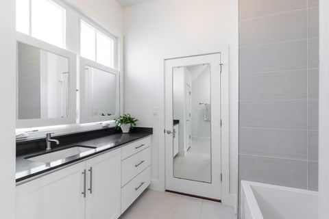 Tiny photo for 712 Cardinal LN #A, Austin, TX 78704 (MLS # 4041335)