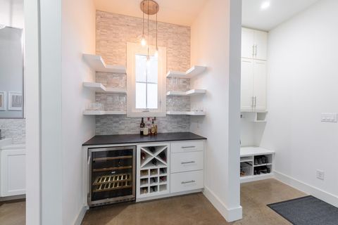 Tiny photo for 712 Cardinal LN #A, Austin, TX 78704 (MLS # 4041335)