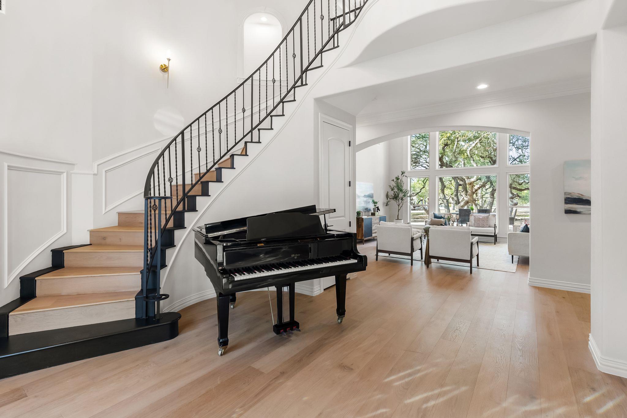 999 Enchanted Oaks DR