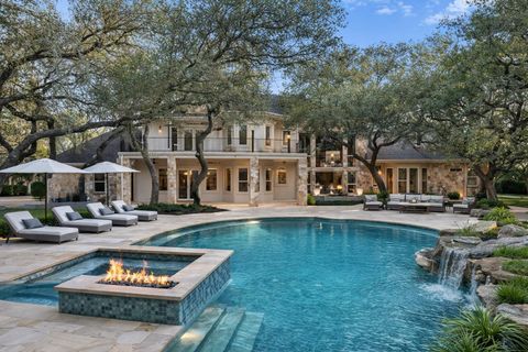 999 Enchanted Oaks DR Driftwood TX 78619