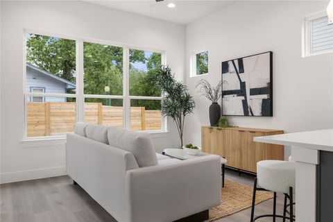 Tiny photo for 1700 Pennsylvania Ave, Austin, TX 78702 (MLS # 4546508)