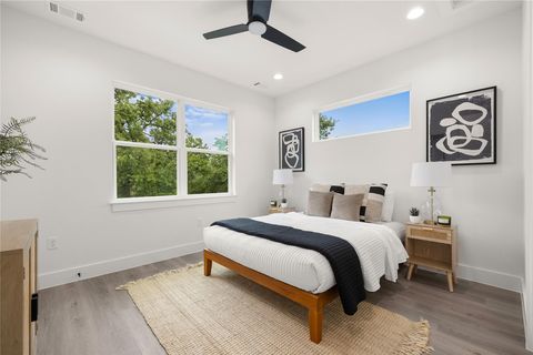 Tiny photo for 1700 Pennsylvania Ave, Austin, TX 78702 (MLS # 4546508)