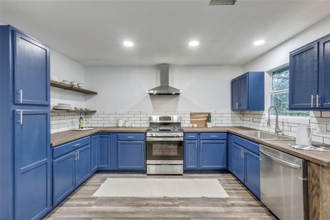 Tiny photo for 10005 quail hutch Dr, Austin, TX 78758 (MLS # 3045829)