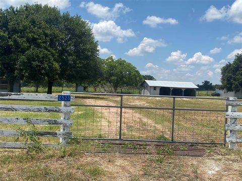 2525 159 Highway La Grange TX 78945