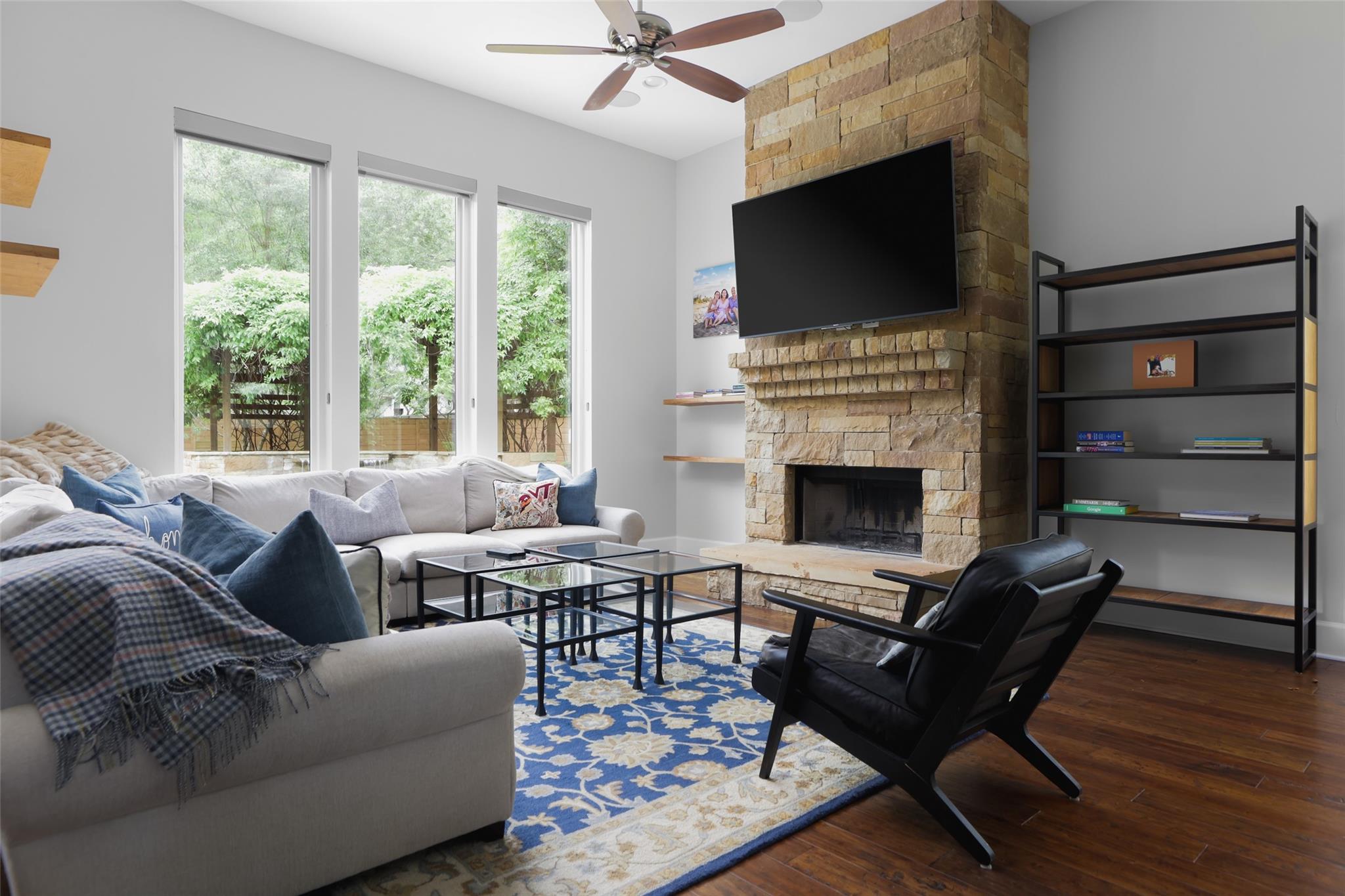 401 Rocky River RD