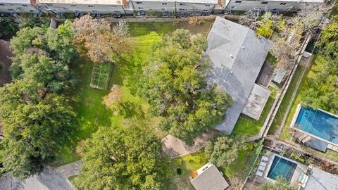 Tiny photo for 601 Sandringham CIR, Austin, TX 78704 (MLS # 7365762)