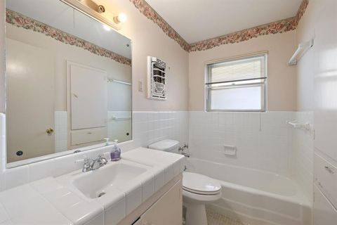 Tiny photo for 601 Sandringham CIR, Austin, TX 78704 (MLS # 7365762)