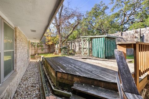 Tiny photo for 601 Sandringham CIR, Austin, TX 78704 (MLS # 7365762)