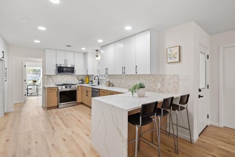 Tiny photo for 3012 Hunt TRL, Austin, TX 78757 (MLS # 9519309)