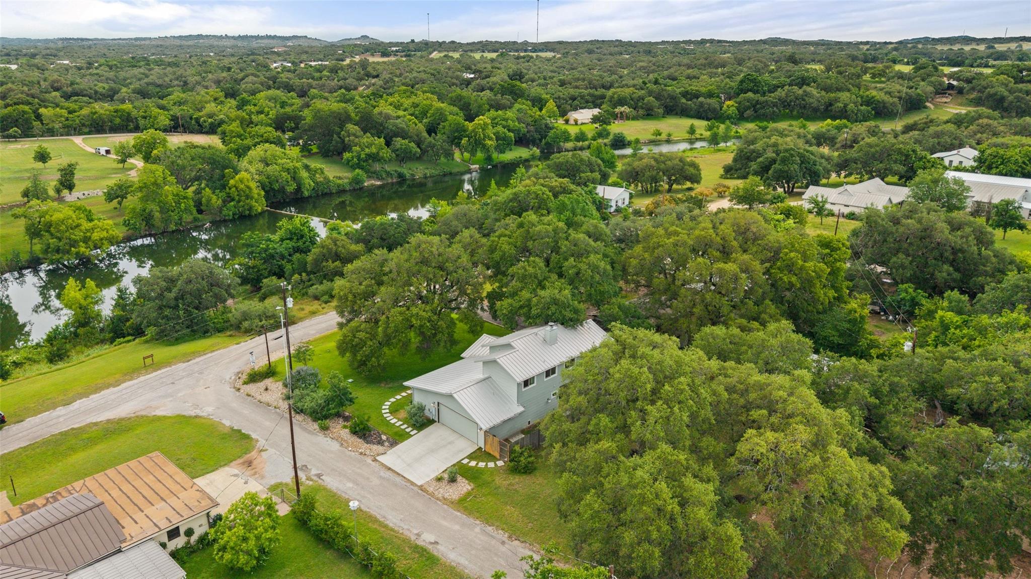 701 River RD