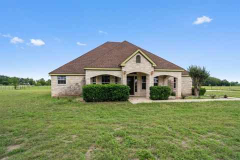 130 Cotton Rows LN Taylor TX 76574