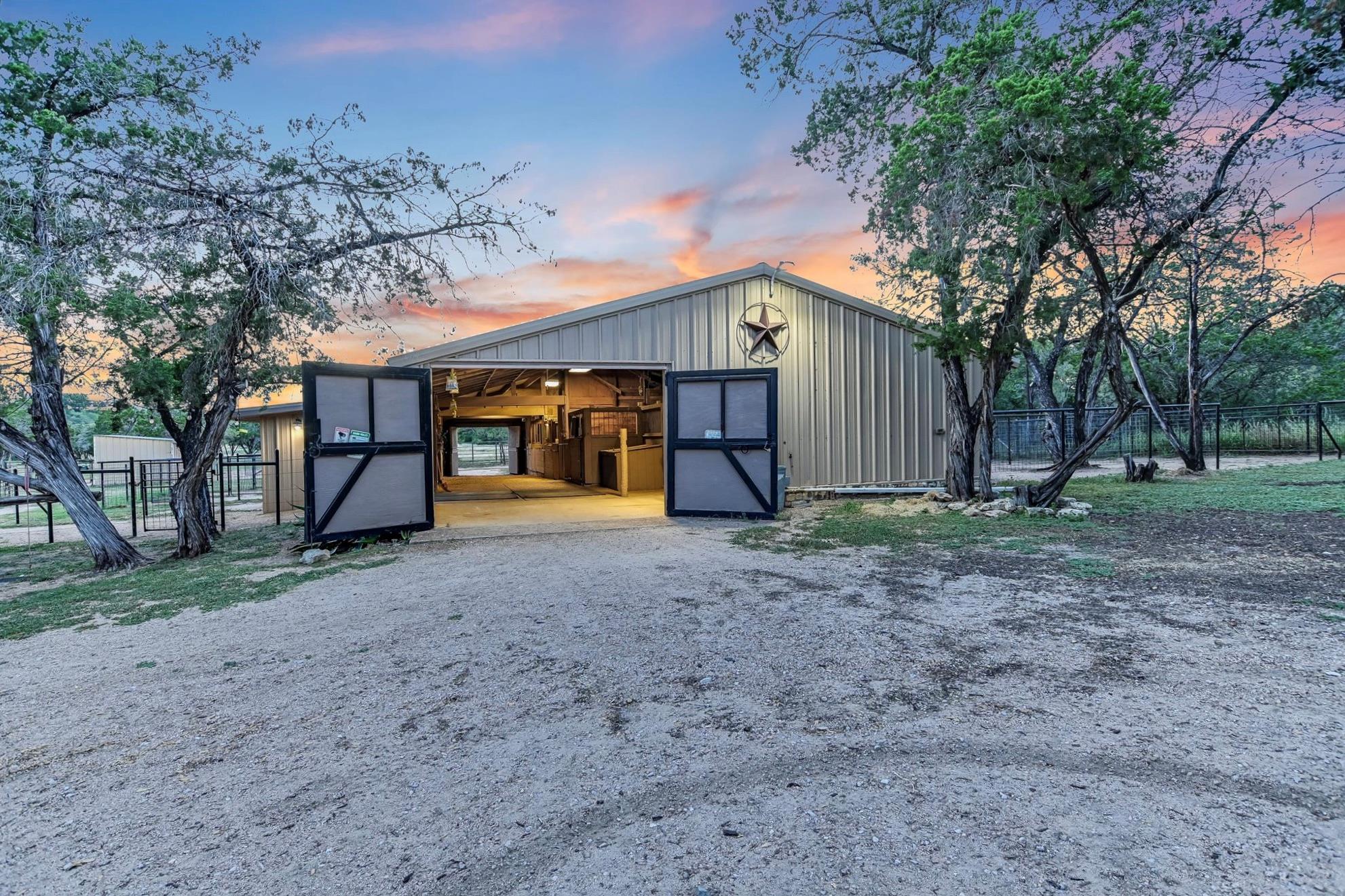 1005 County Road 414