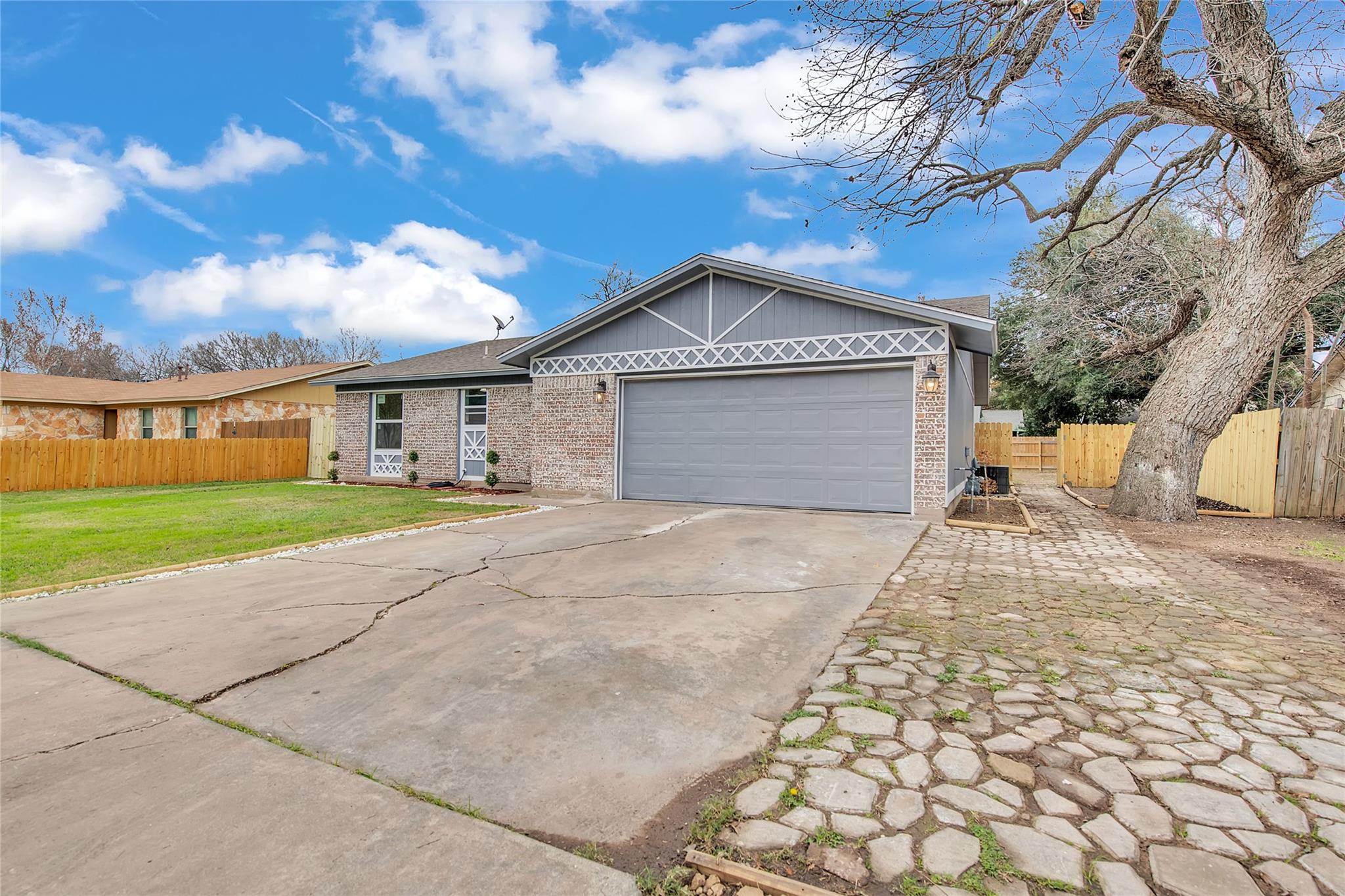 7209 Gunnison PASS