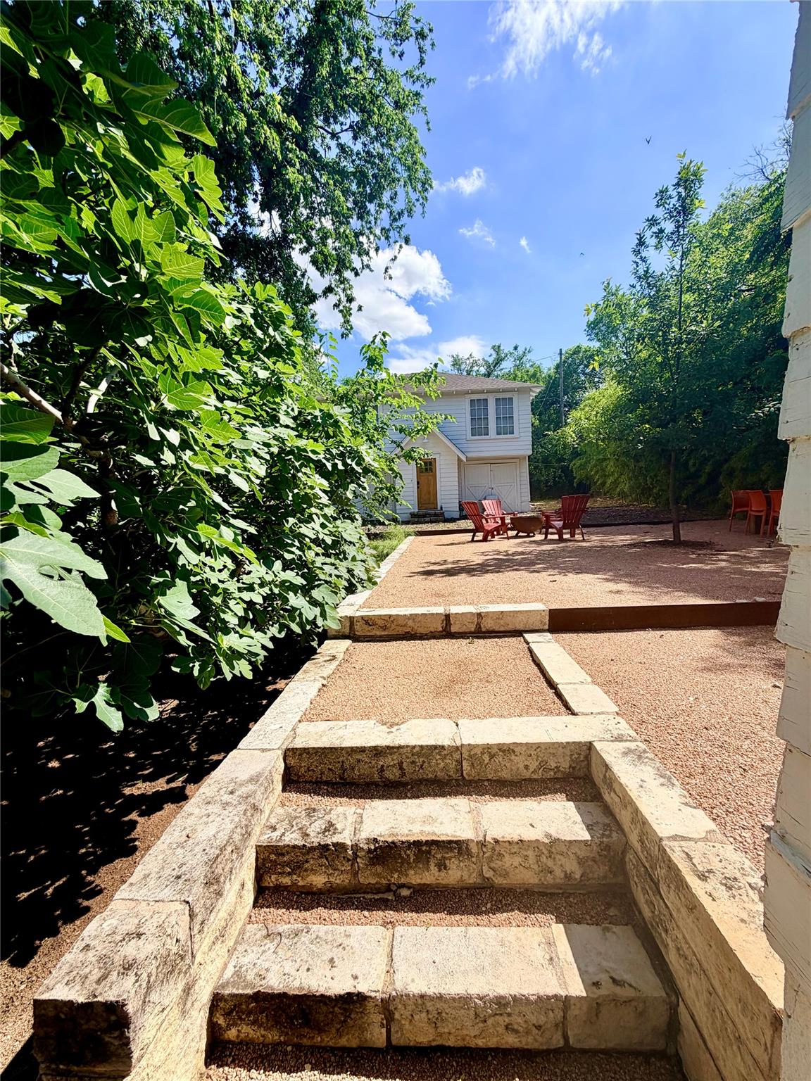 305 Lockhart DR Unit B