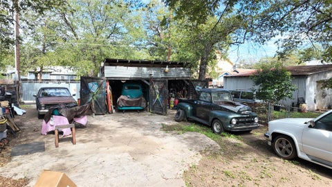 Tiny photo for 906 E 2nd ST, Austin, TX 78702 (MLS # 6140053)