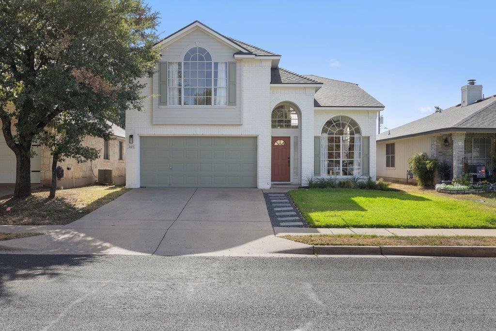 2415 Claudia DR