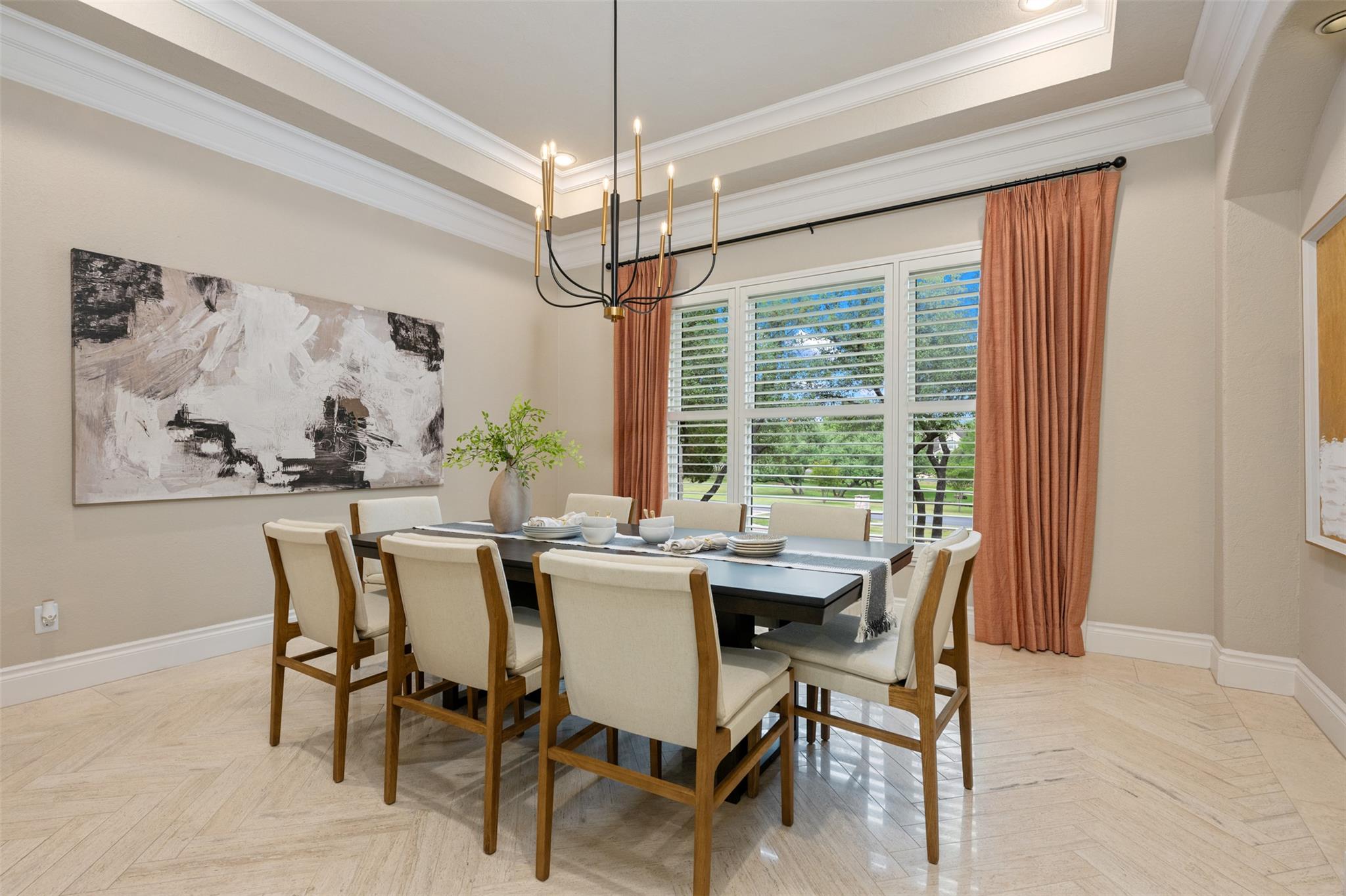 8 Club Estates PKWY