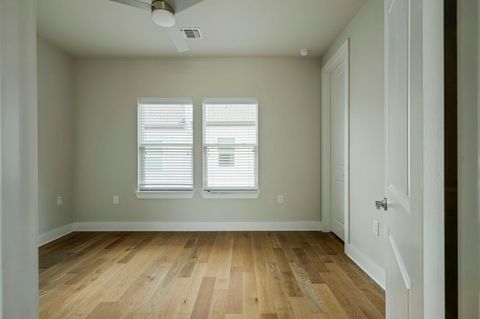 Tiny photo for 1411 Town Creek DR #5, Austin, TX 78741 (MLS # 8413995)
