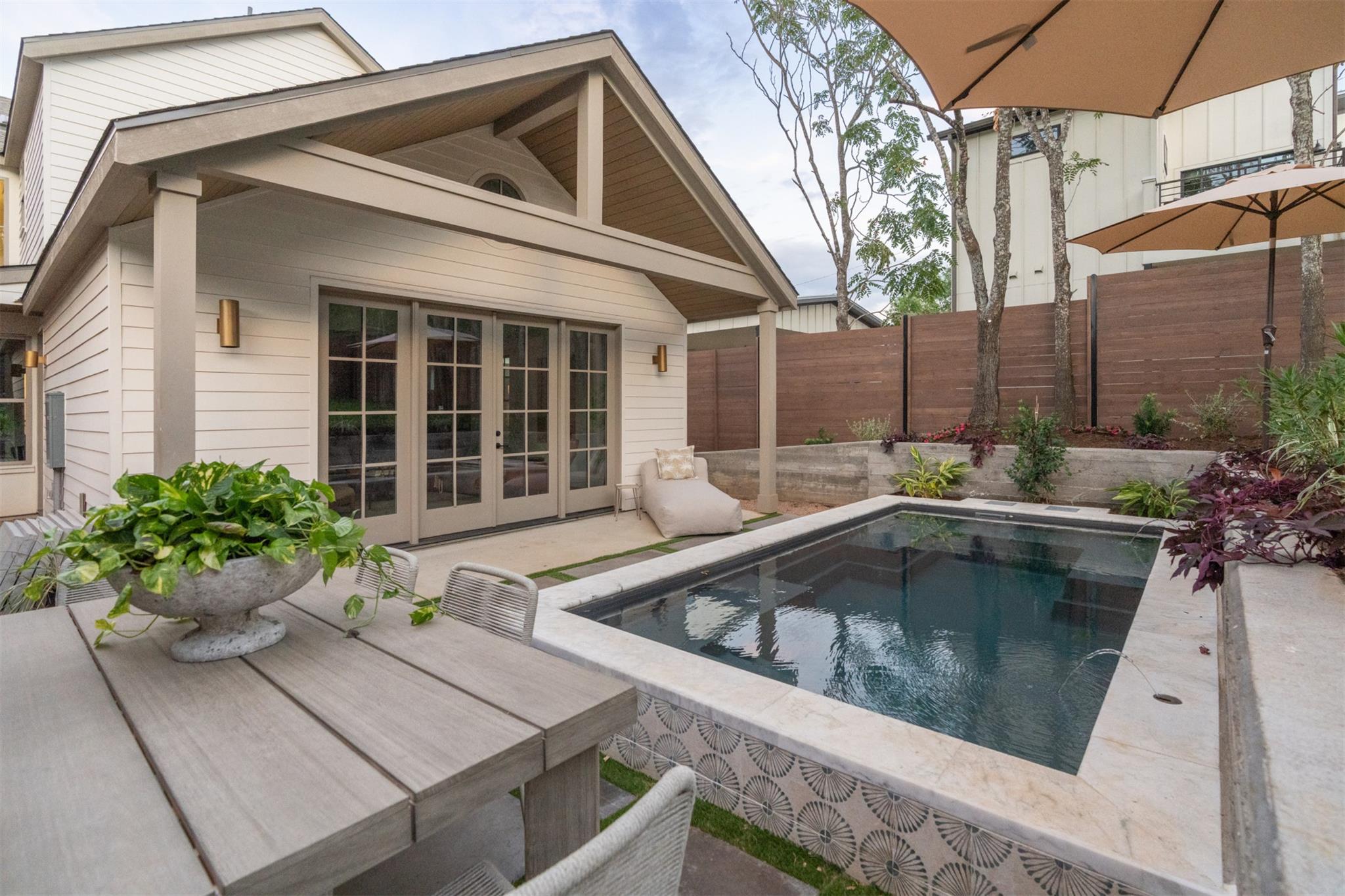 2102 Palo Pinto DR