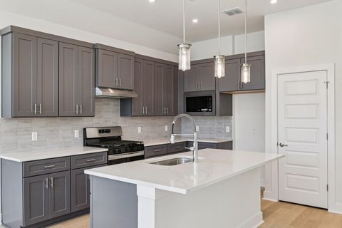 Tiny photo for 200 W 56th ST #5101, Austin, TX 78751 (MLS # 4398067)