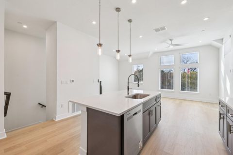 Tiny photo for 200 W 56th ST #5101, Austin, TX 78751 (MLS # 4398067)