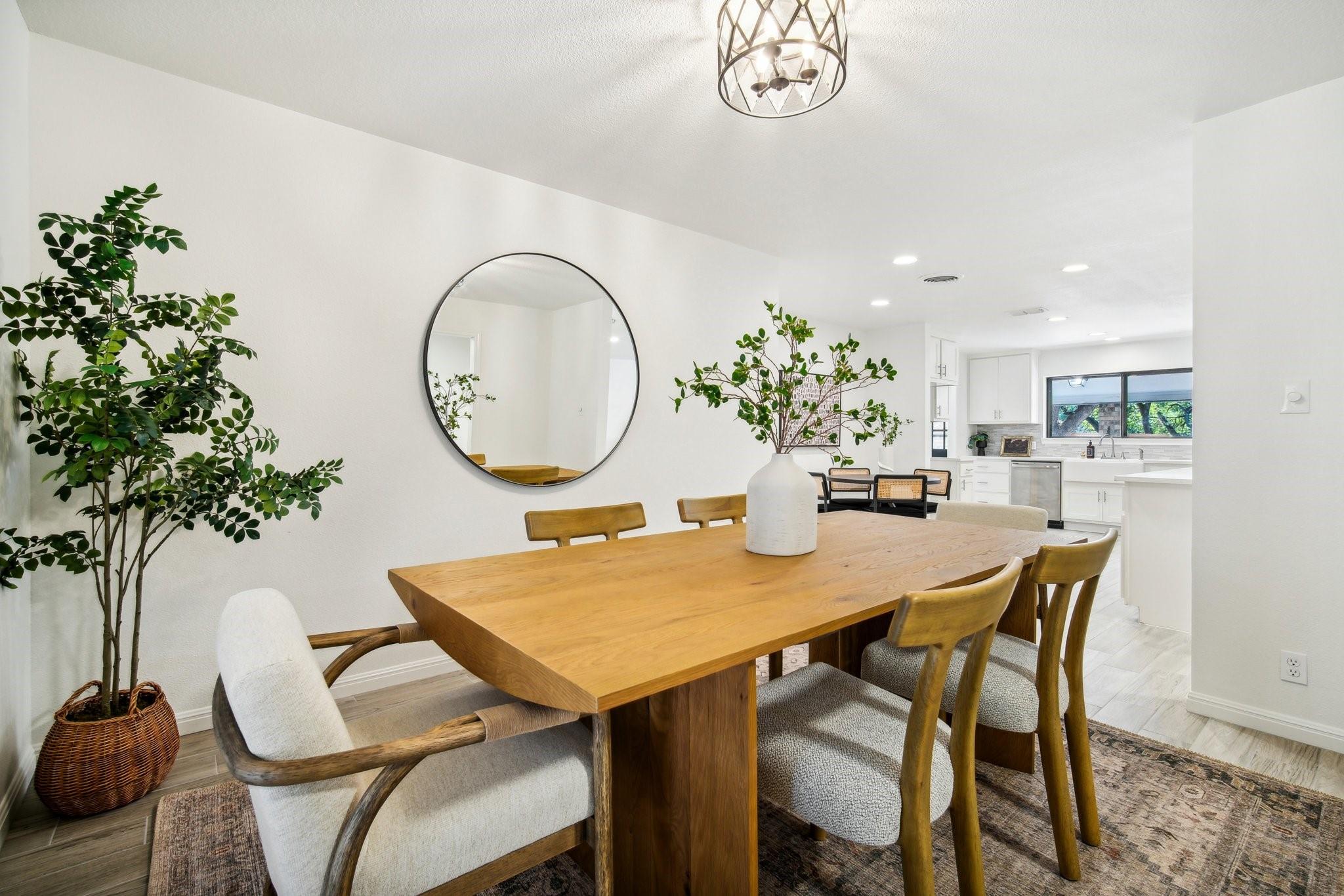 200 Serenada DR