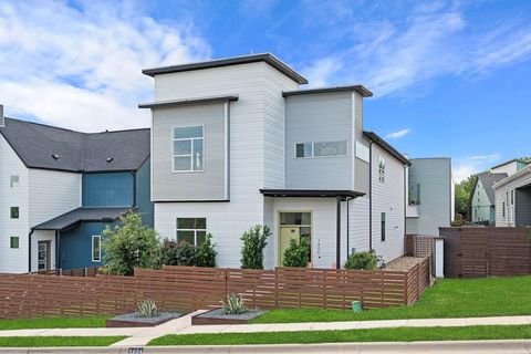 Photo of 5804 Toscana Ave, Austin, TX 78724 (MLS # 5501188)