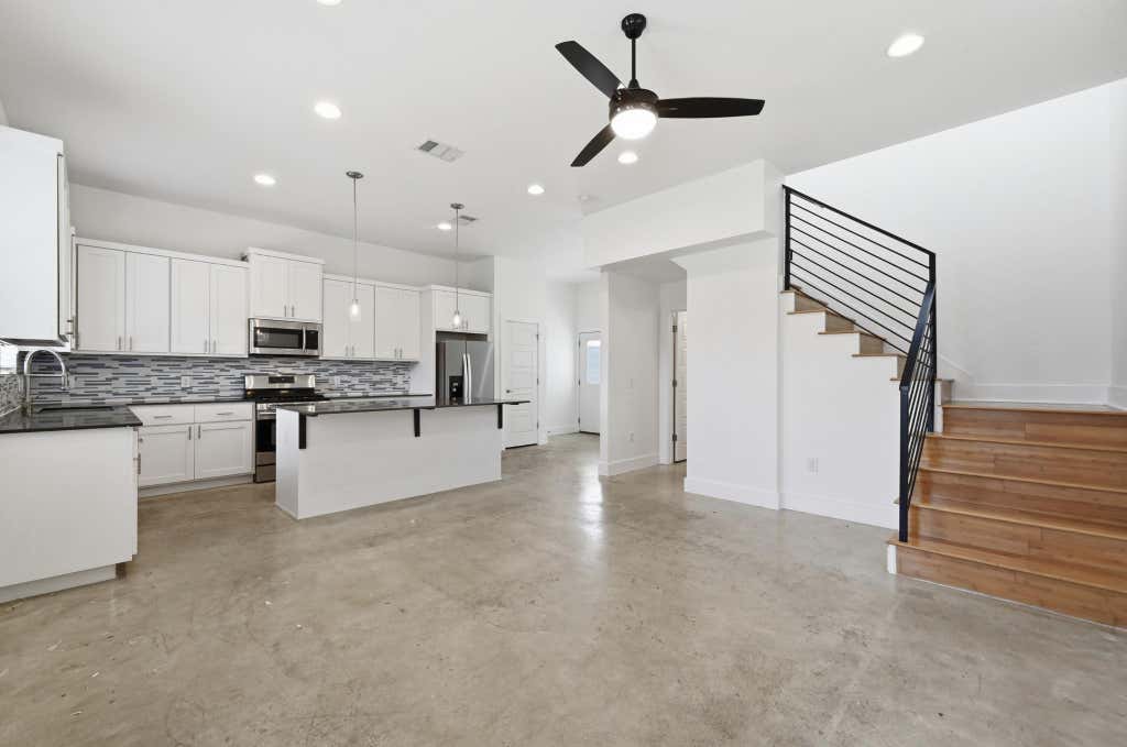 Photo of 6213 Felix Ave #A, Austin, TX 78741 (MLS # 1039318)