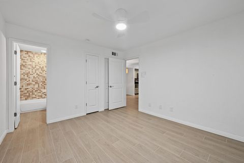 Tiny photo for 3204 Menchaca RD #212, Austin, TX 78704 (MLS # 5453541)