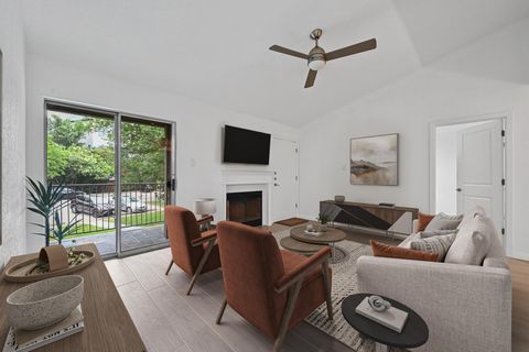 Photo of 3204 Menchaca RD #212, Austin, TX 78704 (MLS # 5453541)