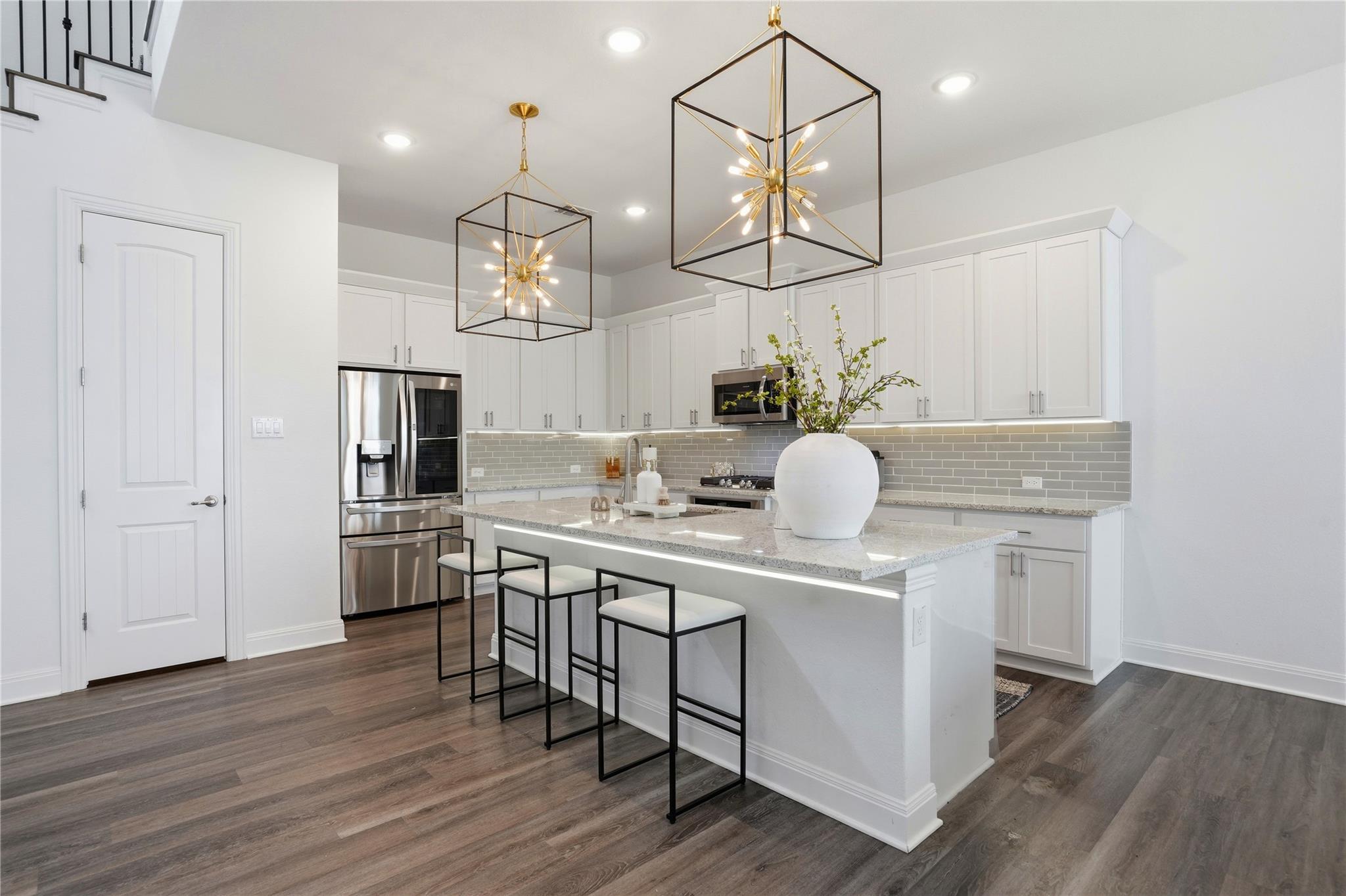 2804 Stone Branch DR